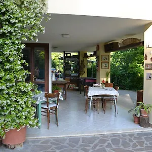 La Casarella Bed and breakfast