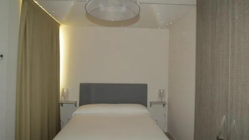 ** Aparthotel Residence Lenno Italien
